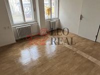 Pronájem skladového prostoru cca 14,5 m² - IMG_4610.jpeg