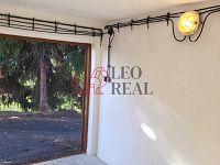 Pronájem vytápěné garáže 21 m2 Klíše + elektřina - garáž cestička 6.jpg