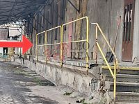 Pronájem prostor (sklad, výrobna, dílna, provozovna, kancelář, zkušebna,) variabilně cca 10 - 60 m² - Vstup Budova 1.jpg