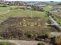 Prodej, stavební parcela, 6957 m2, okr. Beroun, Vysoký Újezd - DJI_0484.jpg