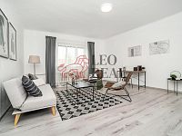 Prodej bytu 3+1 v Udlicích - společná zahrada - D8E_9033.jpg