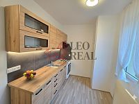 Pronájem bytu 2+1, 44 m² + balkon, Praha 4 – Záběhlice, ul. Púchovská - kuchyn.jpg