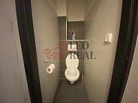 Pronájem kanceláře o velikosti 15 m2 - K+K+wc044.jpg