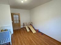 Nabízím pronájem velmi pěkného bytu 3+1 s terasou a zahradou v Děčíně VI. - e5da484d-1d1e-4c21-9f22-e8e98fbcbb7a.jpeg