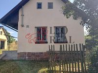 Chalupa s velkým pozemkem