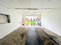 Prodej velké garáže 30 m2 - IMG_9741.jpg