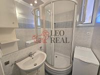 Světlý byt 1+kk, 31 m², 7. patro, jih, výhled – ul. Mazurská, Trója - 20251230_152943.jpg