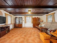 Prodej chalupy (4+1) v Osečné – pod Ještědem, s garáží a zahradou - 2025-11-13-14-10-40-CZ8_0236.jpg