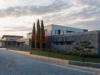 Prodej, Výjimečná vila s vnitřním bazénem, užitnou plochou 780 m² prostoru pro náročné - 3.jpg