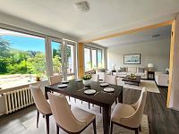 Velký rodinný dům s garáží, terasami s krásným výhledem a zahradou v Brně