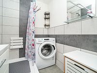 Prodej bytu 3+1 o velikosti 69 m2 - D8E_7100.jpg