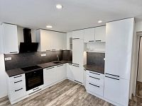 Pronájem bytu 3+kk, podlahová plocha 64 m2, centrum obce, velmi hezký, po rekonstrukci, TOP !!!