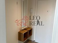 Pronájem bytu 1+kk o velikosti 33 m2 - IMG-20250616-WA0007.jpg