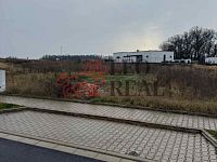 Krásný pozemek v expandující části města. - IMG_9980.jpg