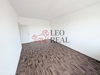 Prodej bytu v lukrativní lokalitě v ulici Zdeňka Fibicha v Mostě - PXL_20260121_114451007~2.jpg