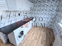 Prodej bytu v lukrativní lokalitě v ulici Zdeňka Fibicha v Mostě - PXL_20260121_120617662~2.jpg