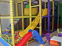 Apartmán, 3+kk, 95 m2 včetně terasy 15m2, Severní Kypr, Iskele long beach, Resort Caesar - Dětský koutek1.jpg