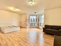 Pronájem prostorného bytu 1+kk na ulici Sadová v Uherském Hradišti