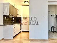 Pronájem prostorného bytu 1+kk na ulici Sadová v Uherském Hradišti - IMG_5027.jpeg