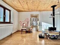 Prodej rodinného domu Lopeník - IMG_4984.jpeg