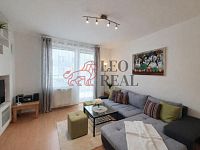 Moderní 2+kk s balkonem v zeleni Záběhlic – ihned k nastěhování