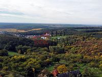 Chata ze zahradou u Osvětiman - dji_fly_20221005_105446_85_1665048780244_photo_optimized.jpg