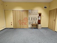 Zajímavý prostor na pronájem, kancelář, 71,2 m2, Chvalovická ul. - IMG_20260113_141236.jpg