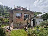 Rodinný dům s potenciálem, 5+1, zahrada - IMG_20250618_123226.jpg