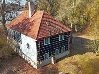 Nabídka pro romantiky a samotáře, RD 183 m2, zahrada 2 027 m2