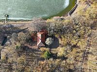 Nabídka pro romantiky a samotáře, RD 183 m2, zahrada 2 027 m2 - 7.JPG