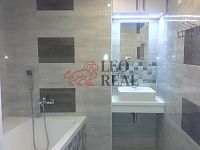 PRODEJ BYTU 2+1, 56 m², KOSOVA HORA - koupelna.jpg