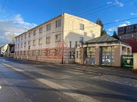 Prodej administrativní budovy cca 1250 m2 + 20 parkovacích míst - IMG-20250211-WA0017.jpg