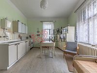 Výjimečný činžovní dům, Mladá Boleslav - WE6A4818-HDR.jpg