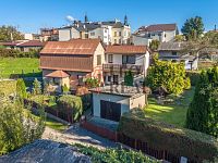 Prodej RD o dvou bytových jednotkách, Rovensko pod Troskami