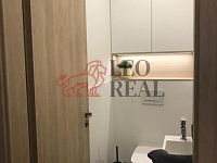 Prodej bytu s lodžií a garážovým stáním - What5.jpg