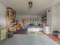 Prostorný dům 5+kk se zahradou, Čistá u Mladé Boleslavi - WE6A3519-HDR.jpg