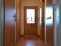 Pronájem bytu 2+kk/L 58 m2, Hornoměcholupská, Praha - Horní Měcholupy - 20260311_162228.JPG