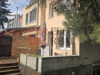Krásný, řadový RD, se vzrostlou zahradou, nehradíte provizi RK. - 20260314_141335.jpg