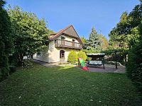 Rodinný dům 2x 3+1 + garsonka, zahrada, velká garáž s dílnou – Brno Černovice