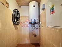 Prodej rodinného domu Lopeník - IMG_4980.jpeg