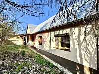 Prodej rodinného domu s rozsáhlými pozemky - Lopeník - IMG_5143.jpg