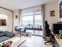 Pronájem, byt 2+kk, 48 m², balkón a garážové stání, ul. Pšeničná, Hostivice (Pets Friendly) - Pronájem, byt 2+kk, Pšeničná, Hostivice-1-7.jpg