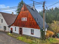 Rodinný dům v srdci Stárkova - DJI_0086.jpg