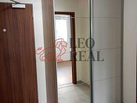 Pronájem bytu 2+kk 48m2 Fabiánové, Praha-Hlubočepy 21 000/měsíc - WhatsApp Image 2026-03-29 at 19.44.55 (4).jpeg