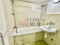 Pronájem bytu 2+1 s vlastním parkovištěm St. Město - IMG_5222.JPG