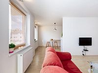 Prodej bytu 2+kk s balkonem, 63 m2 - 13.jpeg