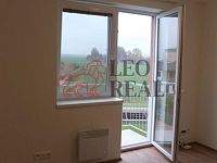 Světlý 2 +kk, 59 m2, ul. K Říčanům - DSCF0410.JPG