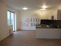 Světlý 2 +kk, 59 m2, ul. K Říčanům - DSCF0415.JPG