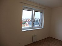 Světlý 2 +kk, 59 m2, ul. K Říčanům - DSCF0420.JPG