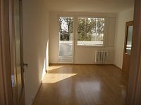 Pronájem nemovitosti obklopené zeleni - 01E64E20-59B5-4683-8BF6-9D8709055C9D_1_100_o.jpeg